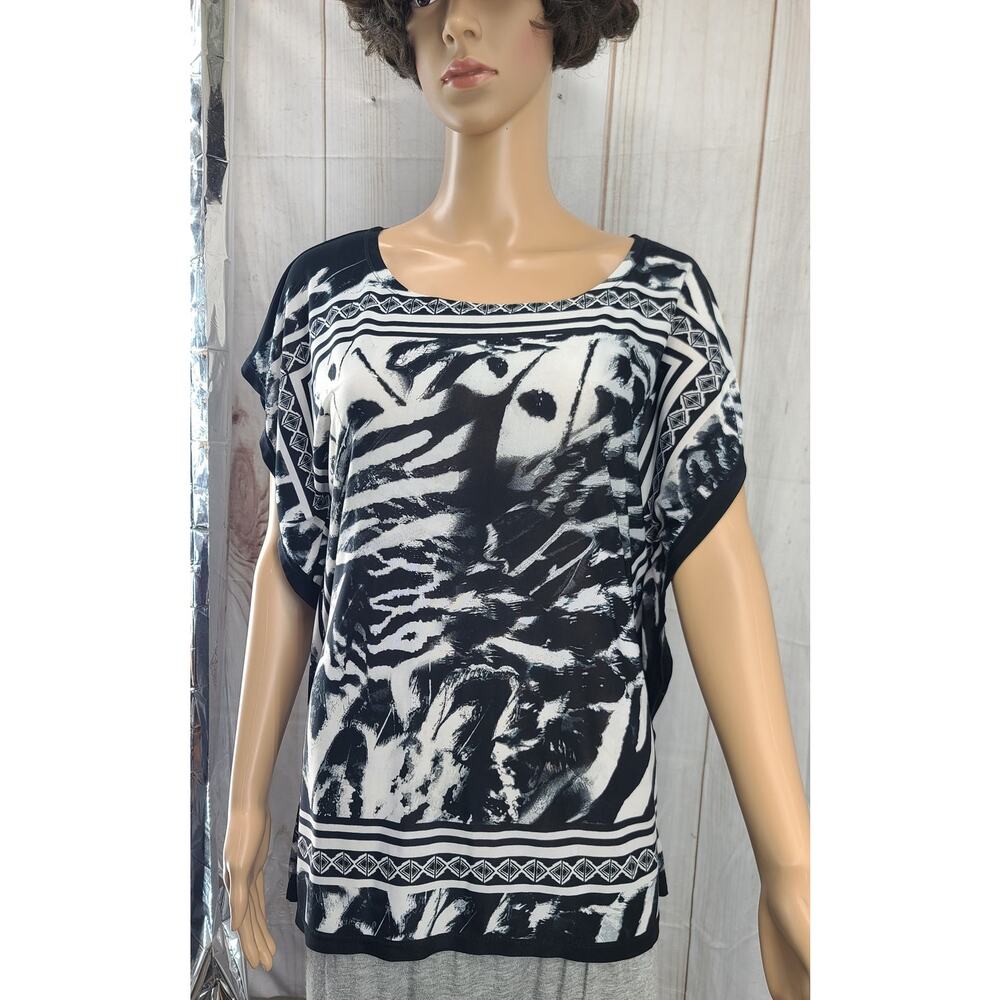 Isabella Rodriguez Women M Pullover Blouse Black & White Abstract Caftan Sleeves